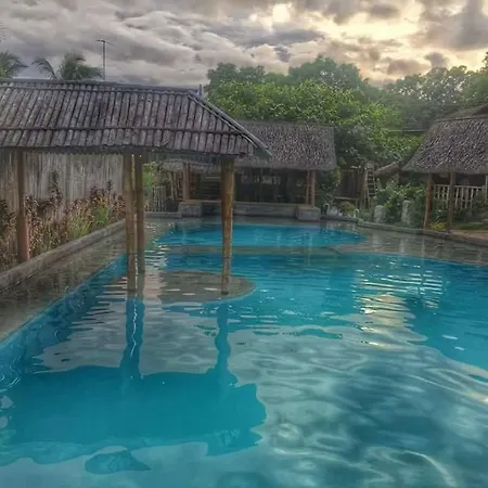 Resort Munting Kubo 2*